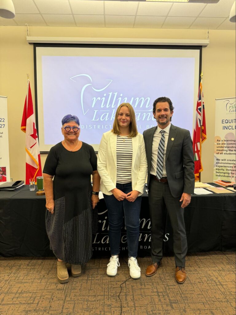 Swearing in of new student trustee
